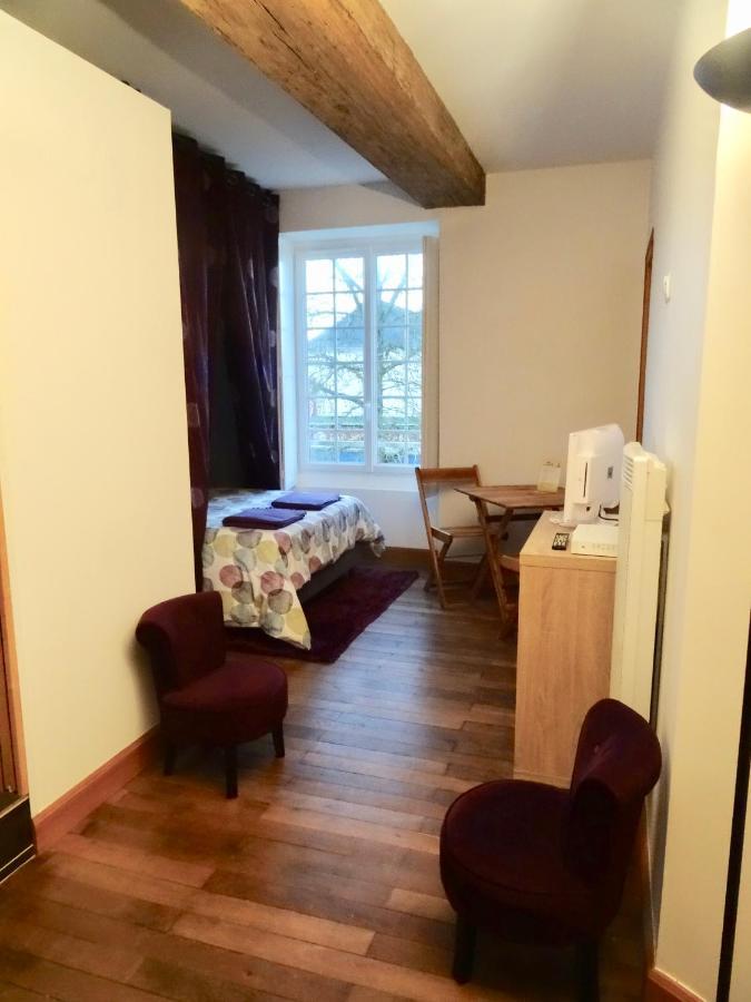Manoir De La Grand'Cour Bed and Breakfast Soulgé-sur-ouette Εξωτερικό φωτογραφία