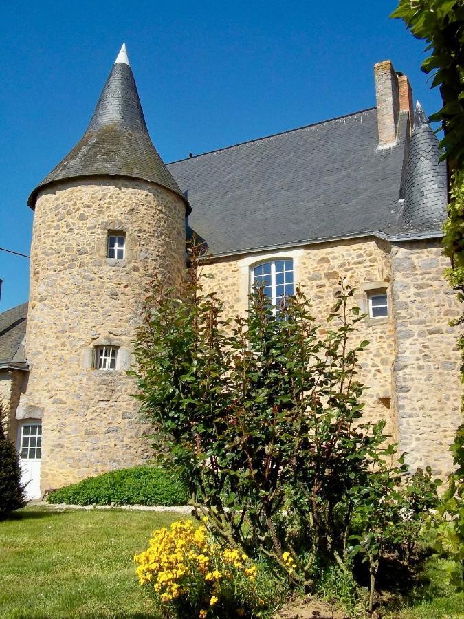 Manoir De La Grand'Cour Bed and Breakfast Soulgé-sur-ouette Εξωτερικό φωτογραφία